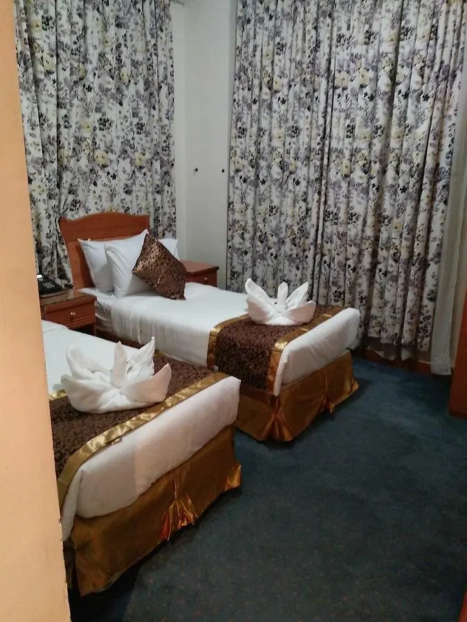 Manarat Al Taj Hotel Medina 4*,  Arabia Saudita